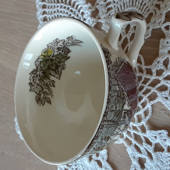 Johnson Brothers England The Friendly Village Teacups 6 oz The Ice House (3) - Picture 6 of 15